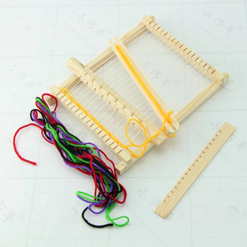 

New Child DIY Wooden Handloom Developmental Toy Yarn Weaving Knitting Shuttle Loom