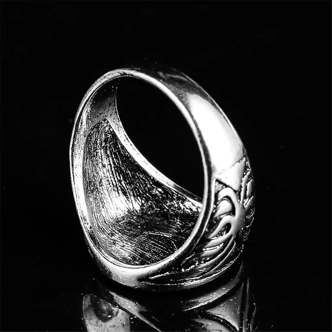 New Vintage Letter Queen Crown Rings For Women Punk Antique Silver Color Big Signet Rings Girls Jewelry Free Shipping