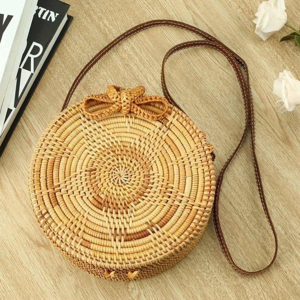 

Women Straw Handbag Summer Beach Tote Circle Bag Handmade Rattan woven Round handbag Vintage Retro Straw Knitted Messenger Bag