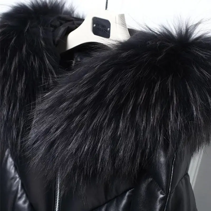 Зимняя женская куртка на утином пуху, новинка, меховой воротник с капюшоном из искусственной кожи, свободное повседневное черное теплое длинное пальто на молнии размера плюс 5XL AC114