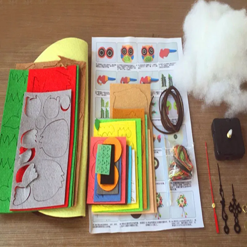 ZY DIY Sewing Felt Package Happy Animals Family Clock Non woven Felt DIY For Decoration of Home Party Room