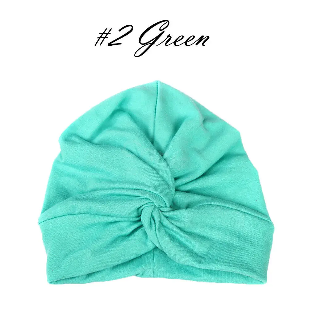 Милые головная повязка для новорожденных для маленьких девочек тюрбан шляпа Мода Теплый сплошной хлопок кепки прекрасный мягкие шапочки обувь для девочек повседневное шапки 0-12 м - Цвет: Зеленый