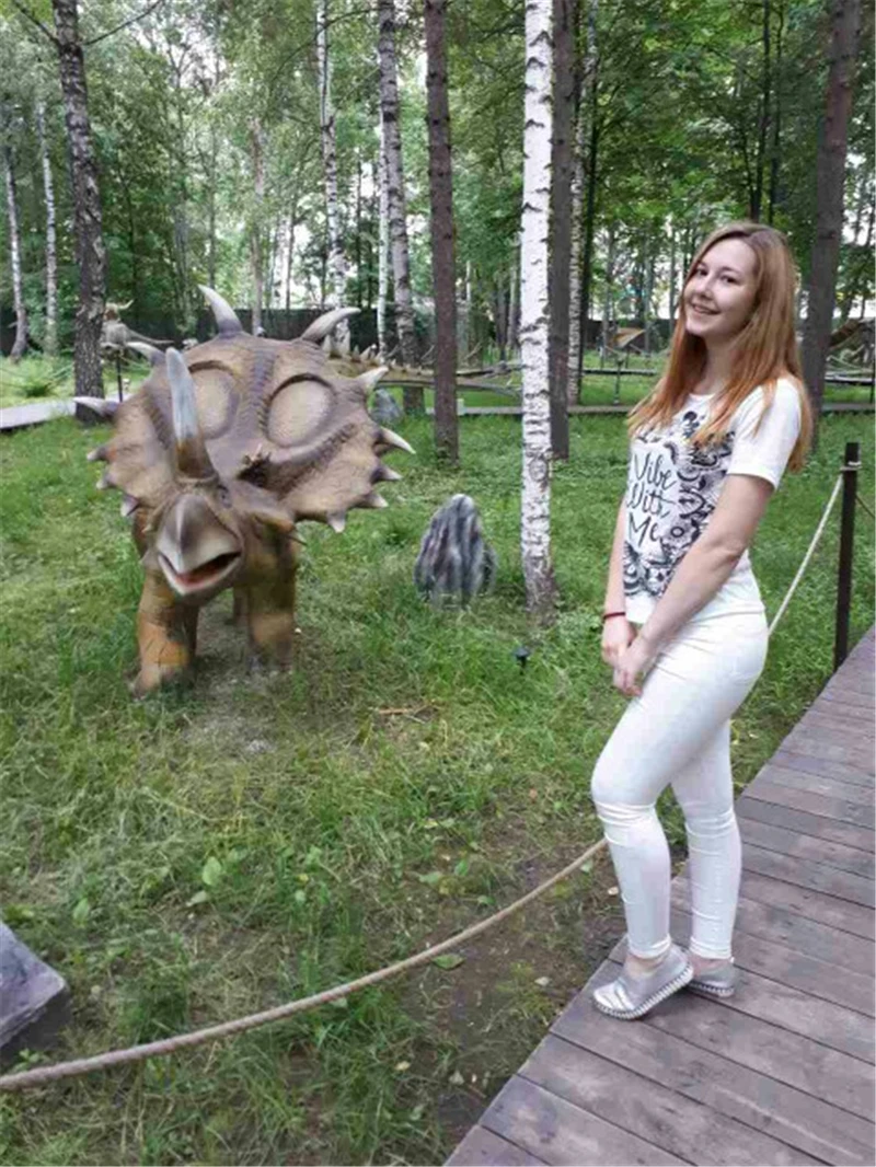 UTB8LflscwQydeJk43PUq6AyQpXaD (1)