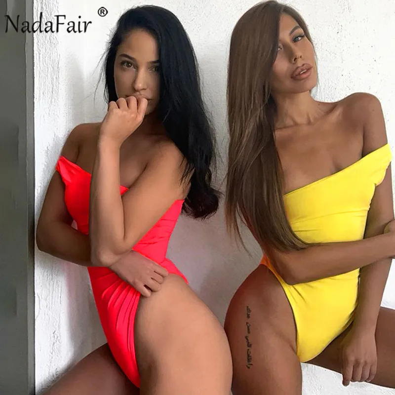 Nadafair واحد الكتف قبالة مثير ارتداءها النساء جديد الصيف الصلبة عارضة Bodycon بذلة الجسم النساء مثير الصيف قمم الجسم فام