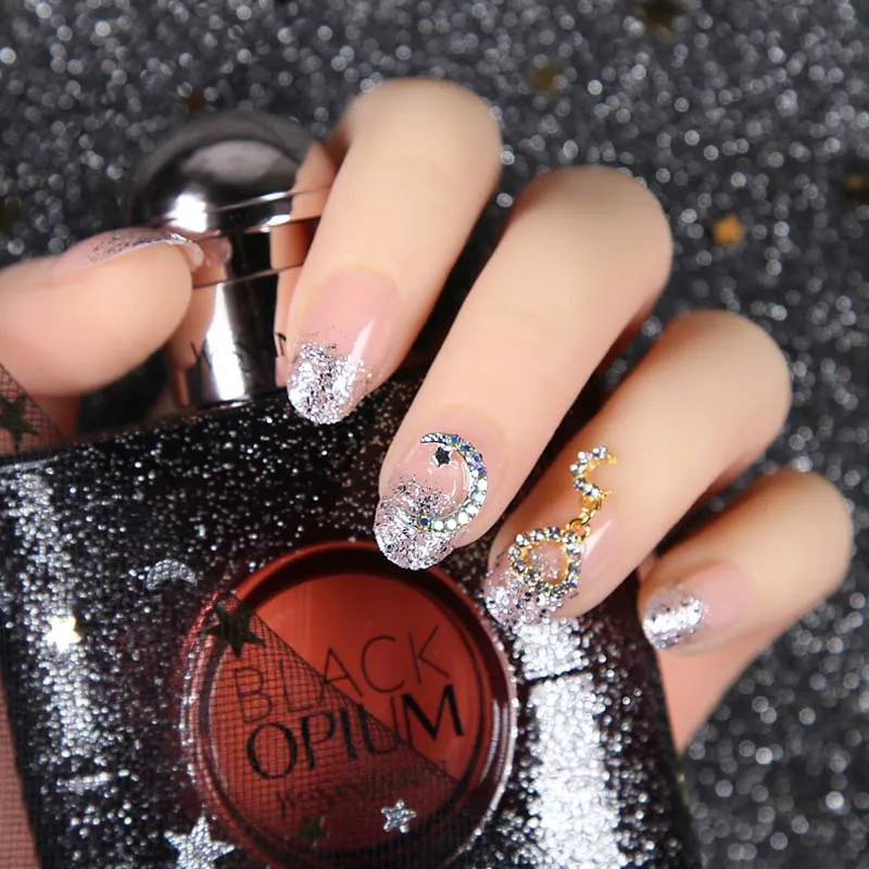 

24pcs Sweet Style Nude Pink Color Star Month Shiny Fake Nail Summer Glitter Sequins Detachable False Nail Patches With Glue
