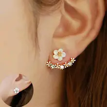 FAMSHIN 2016 Korean Fashion Imitation Pearl Earrings Small Daisy Flowers Hanging After Senior Female Jewelry Wholesale