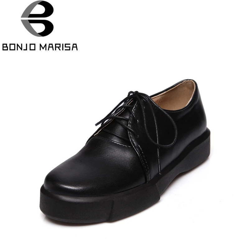 Beste BONJOMARISA vrouwen Vintage Lace Up Comfortabele Flats Ronde Neus Zwart Wit Lente Schoenen Oxfords Big Size 34 43
