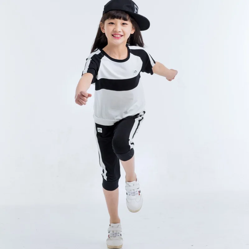 

2016 Special Offer Casual Cotton Polyester Acetate Minnie Mouse The New Girl Sport Suit Stripe Pants Two Piece One Generation
