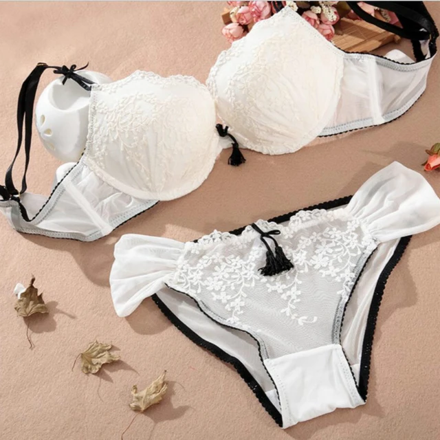 Classic Sexy Floral Lace Lingerie Set