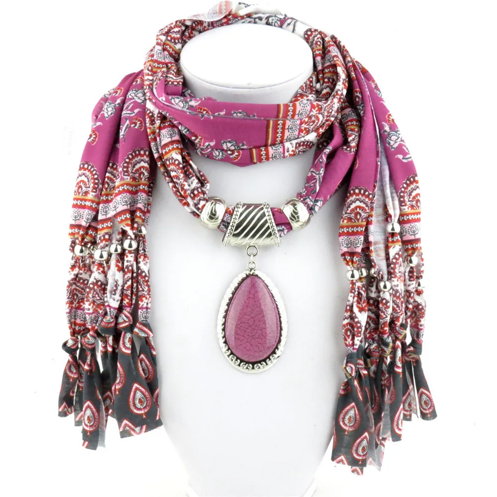 2018 New Fashion Women Scarves Pendant Scarf With Tassel Rhinestone Jewelry Scarves Winter