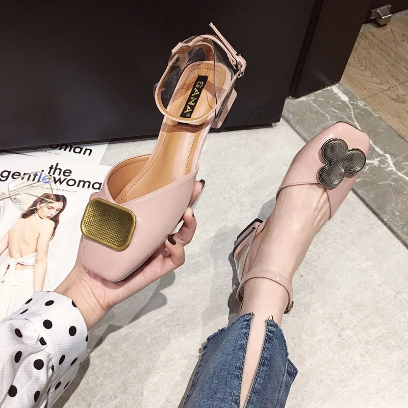 

Women's Shoes Spring 2019 New Metal Button Asymmetric Square Head Shallow Calf Button Sandals