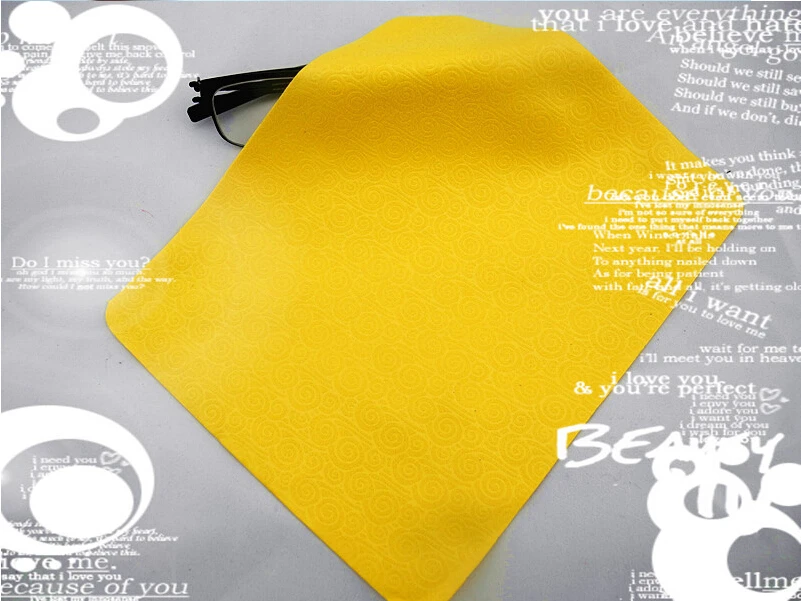 

lens microfiber cleaning cloth with designs of propitious clouds