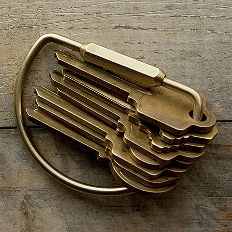

New 2017 Pure Handmade Copper Brass Men Keychain Key Chain Holder Ring Men Novelty Gift Trinket Simple Design