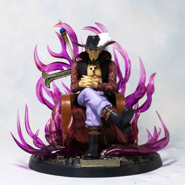 

20cm Anime One Piece GK Dracule Mihawk PVC Action Figure Collection Models Toys free shipping