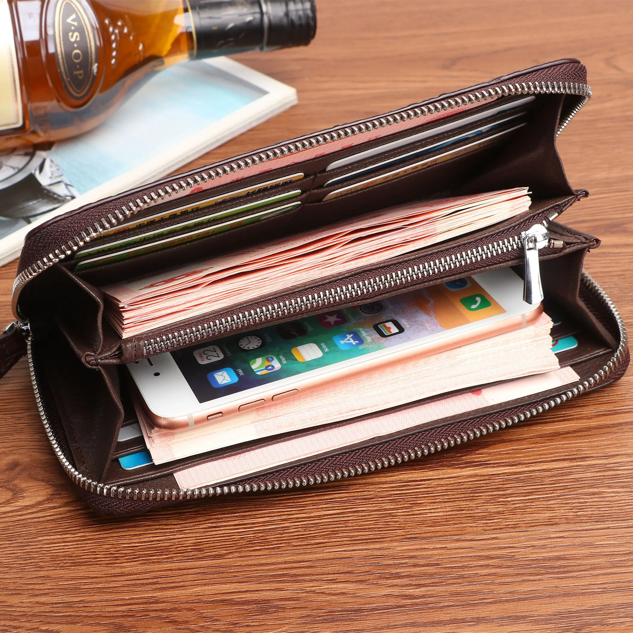Men's wallet Thai crocodile leather wallet men's long handbag female leather wrist bag zipper wallet clutch Europe America 004 Men's wallet Thai crocodile leather wallet men's long handbag female leather wrist bag zipper wallet clutch Europe America 004