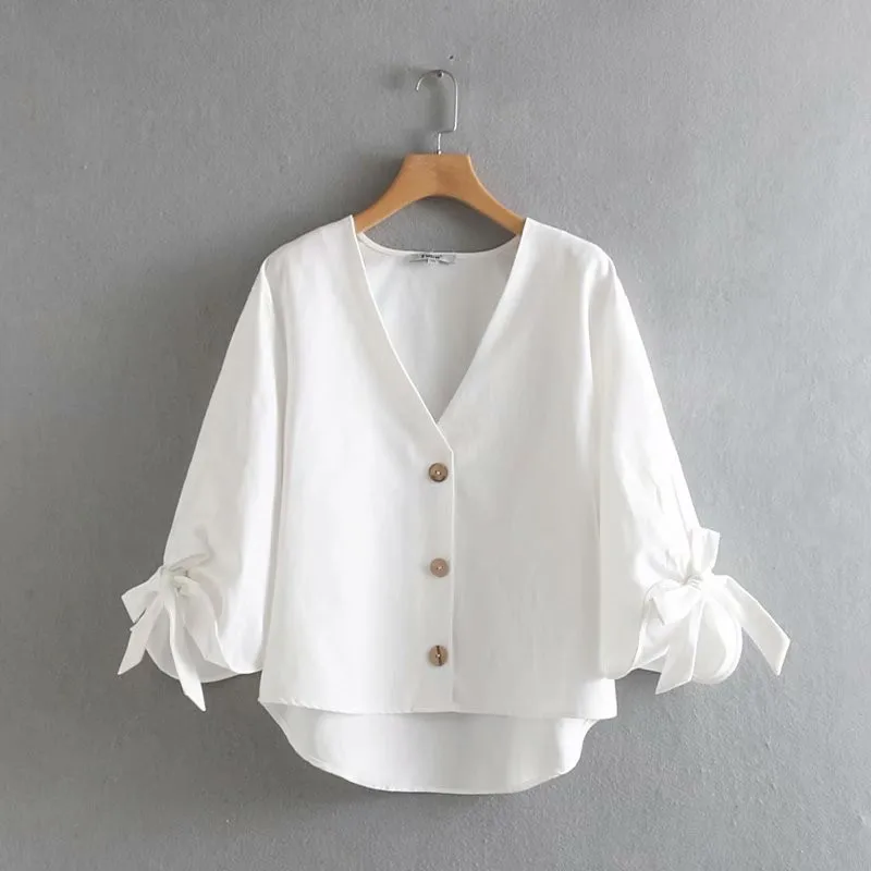 

2019 Europe and the United States Summer New Pure Collar Loose V collar shell buckle float long-sleeved shirt blouse female
