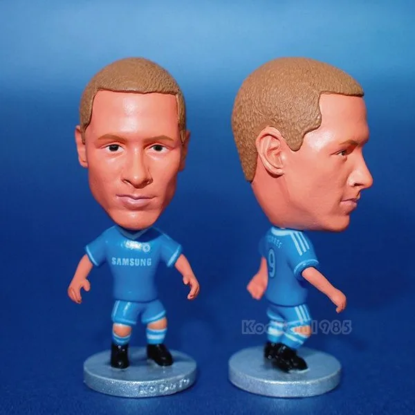 

(Reduced price for sale) Soccer Star 6.5 cm Height Resin Dolls CHE Club 9# TORRES 2.5" Action figure toys