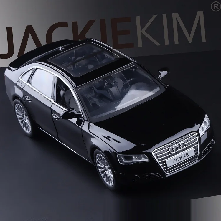 Goede Hoge Simulatie Prachtige Diecasts   Toy Voertuigen shengHui Auto Styling A8L Luxe Auto 132 Alloy Diecast Model Geluiden en Licht
