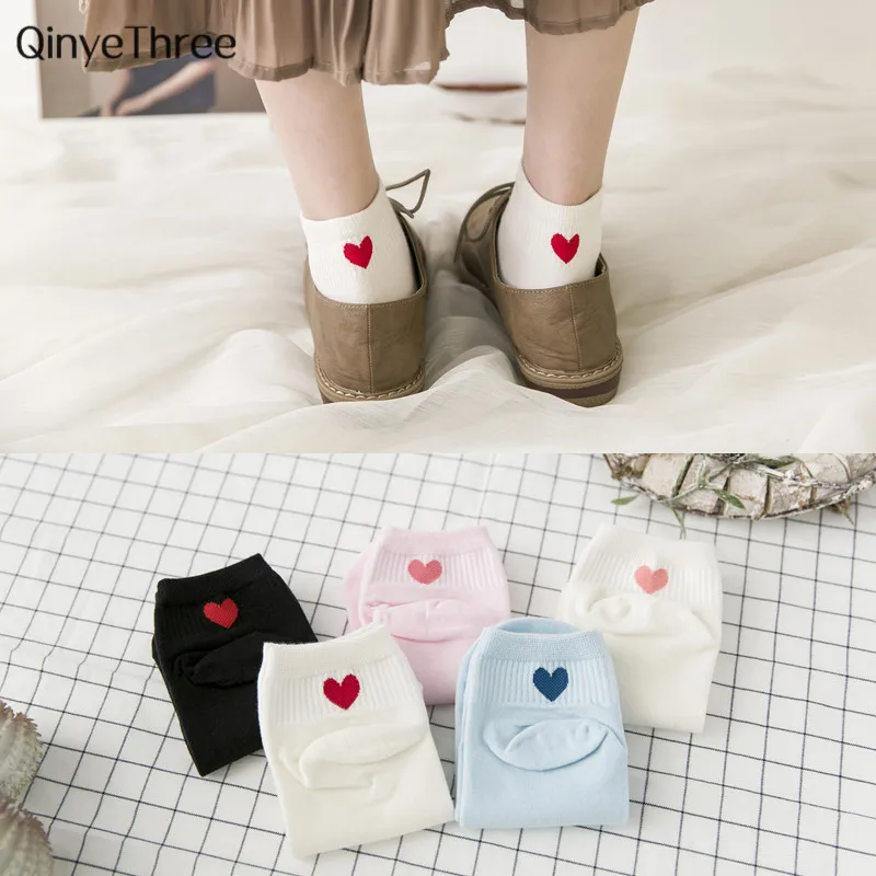 

New Women's Fashion Pretty Love Heart Heels Pattern socks Girls Summer Fall Winter Leisure Pure Cotton Meias Funny Cute Warm Sox