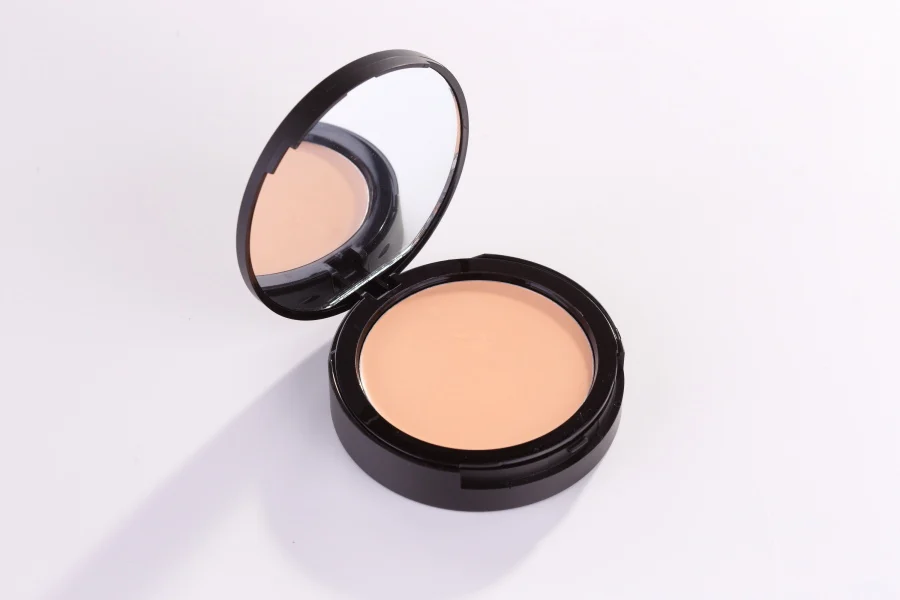 Pro Longwear Compact Foundation PERFECTION COVERAGE Cosmetics