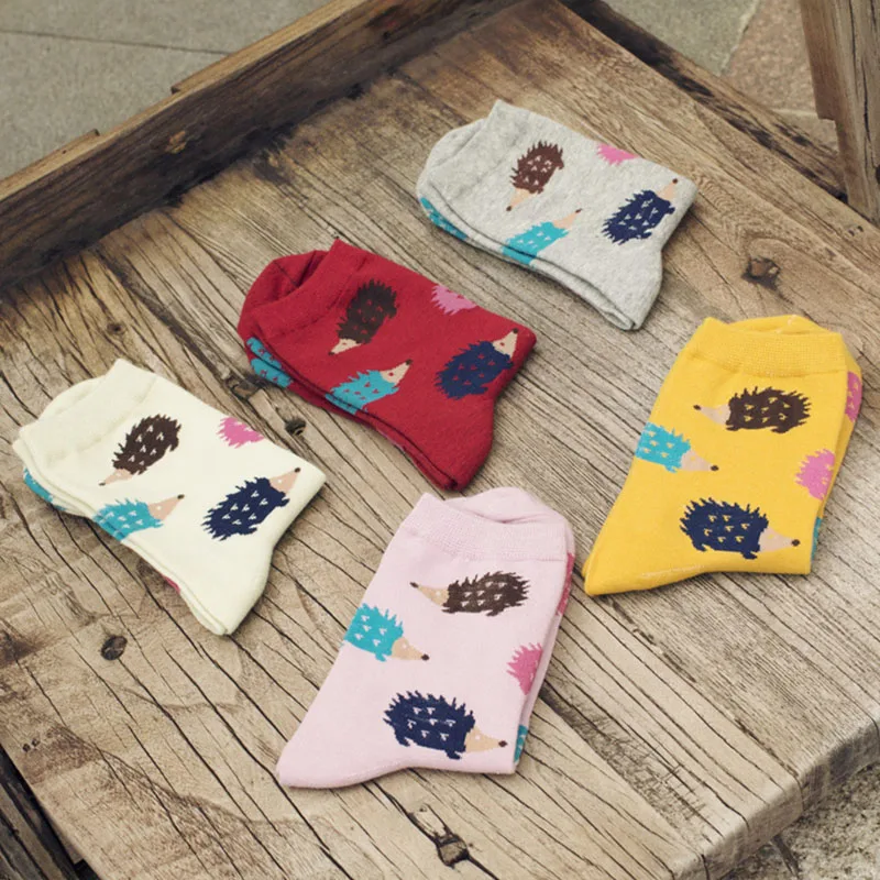1 Pair Women Winter Warm Soft Cotton Blend 5colors Hedgehog Animal Cartoon Casual Socks