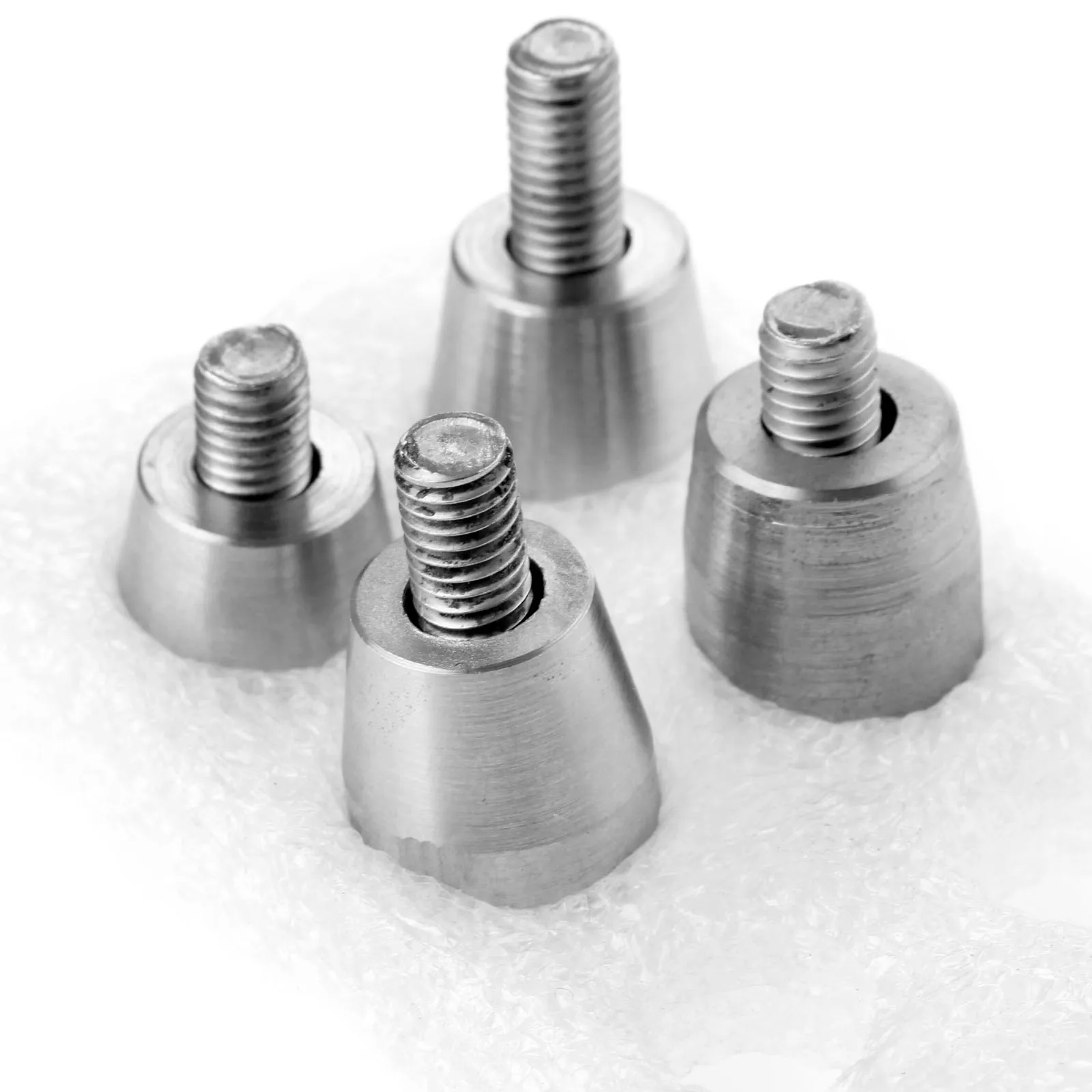 2g 4g 6g 8g,10g 12g 14g,16g 18g 20g Golf Shaft Clubs Movable Weight Screws For TaylorMade R9 R11 R11S R1 Series Driver And Woods 2g 4g 6g 8g,10g 12g 14g,16g 18g 20g Golf Shaft Clubs Movable Weight Screws For TaylorMade R9 R11 R11S R1 Series Driver And Woods