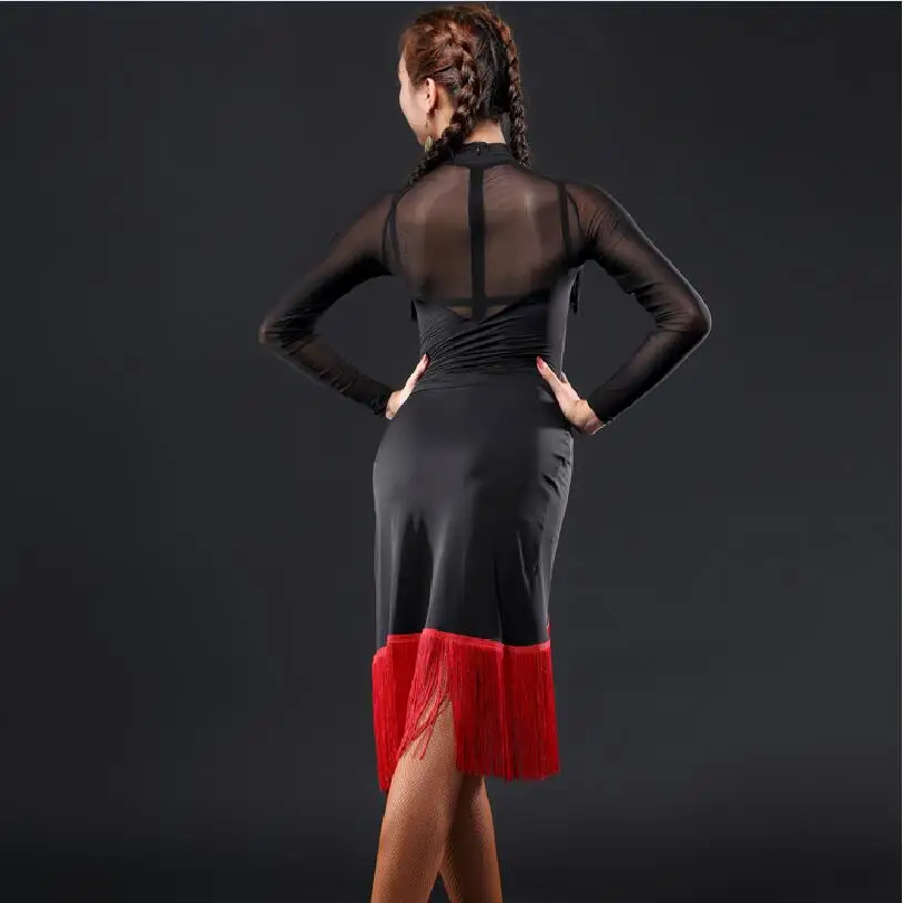 Новейшие женские платья для латинских танцев черного цвета, юбки для латиноамериканских танцев, потрясающие женские платья Chacha/современный Arena Show с вышивкой и кисточками QI372