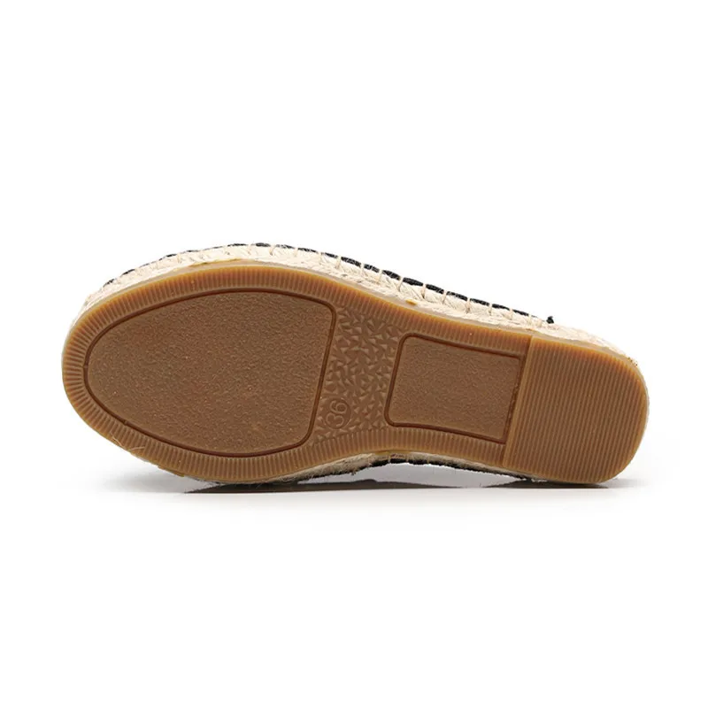 2019 Summer New Female Embroidery Cats Sippers Round Toe Lady Flat Espadrilles Slide Fisherman Shoes Slip On Women Beach Sandals (2)