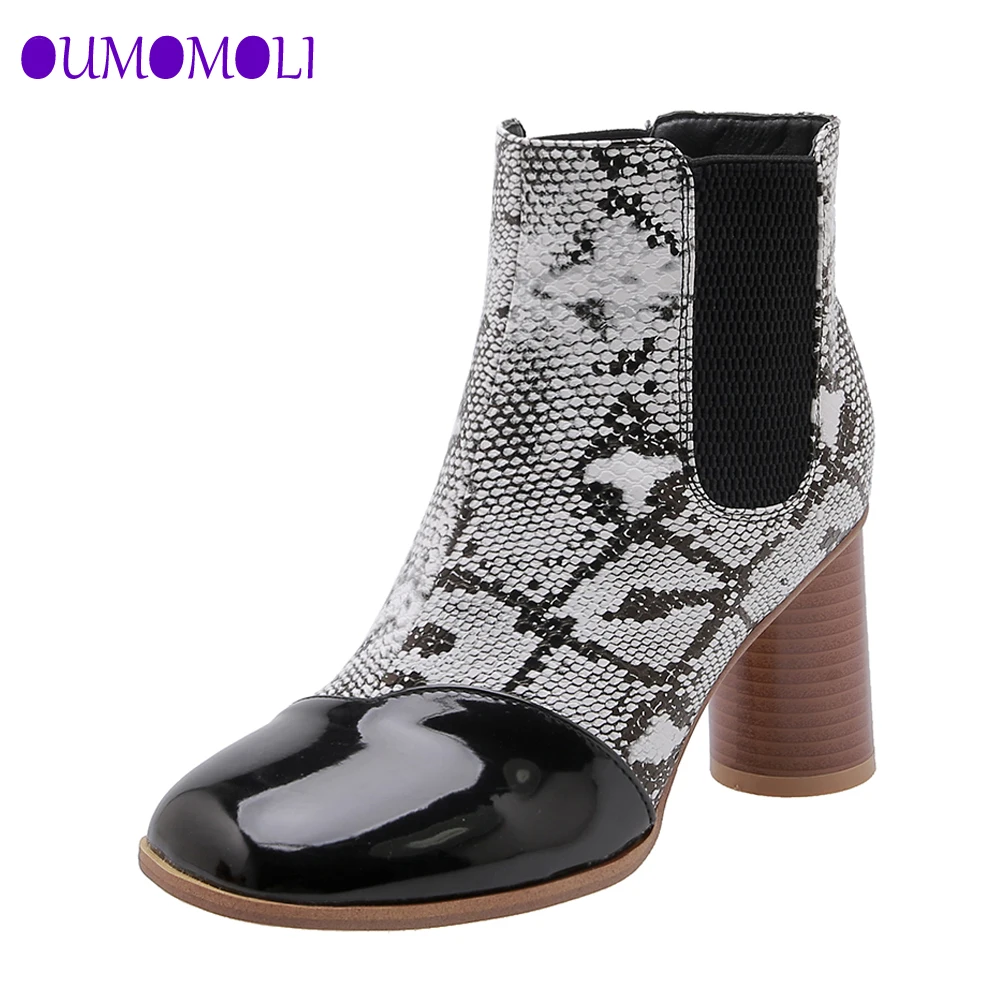

2019 new winter print snakeskin women's ankle boots zipper round toe shoes with high heel women's boots warm boots J167