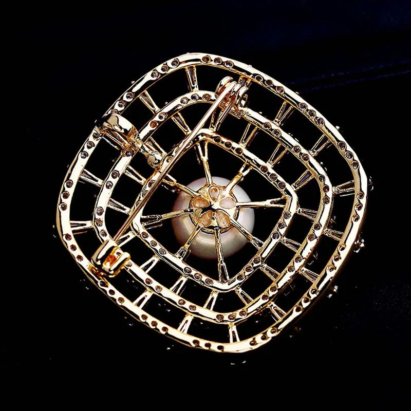 3701207747_795129154