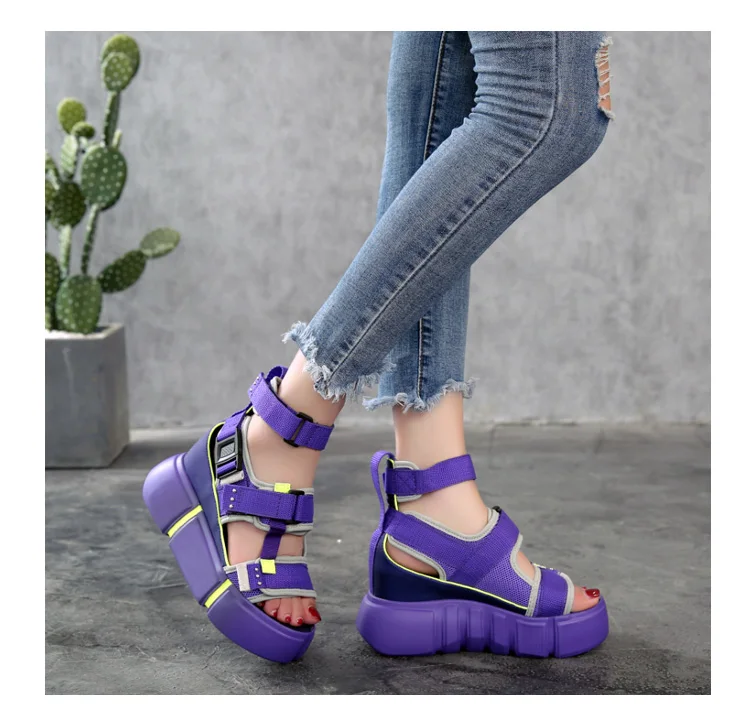SWYIVY/Босоножки на платформе для женщин новые синие клиновидные высокие каблуки мохнатые сандалии обувь летние женские повседневные ботильоны на липучке