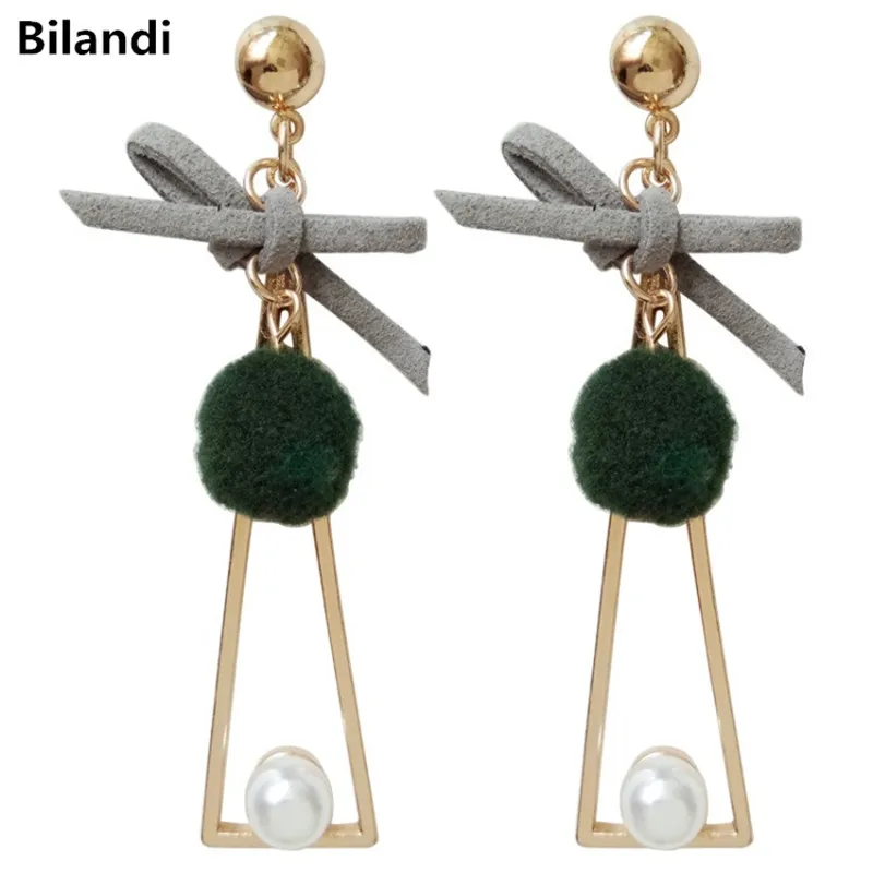 

Fashionable Bowknot Metal Triangle Sweet And Lovely Pompon Pearl Ball Earrings For Woman Jewelry