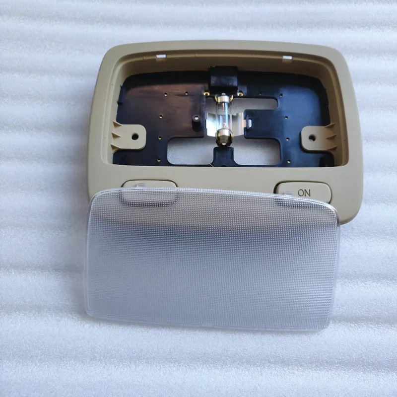 Подходит для Kia Sportage Interior lamp задняя фара сиденья 928301F001EZ потолочная лампа