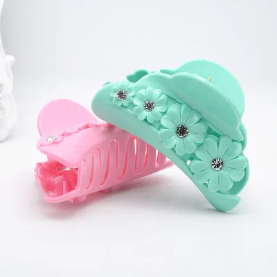 

Women Hair Clip 9 cm Print Hairpins Candy colors Women Hair Crab Hair Claws Women Make UP Washing Tool Hair Accessories