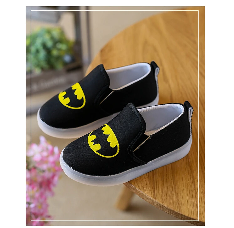 kids led shoes (87)