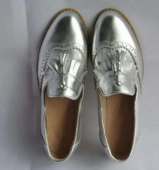 Большой размер 33-47, Высококачественная модная женская обувь на плоской подошве, женская повседневная обувь в римском стиле с кисточками и вырезами туфли-оксфорды из натуральной кожи - Цвет: silver