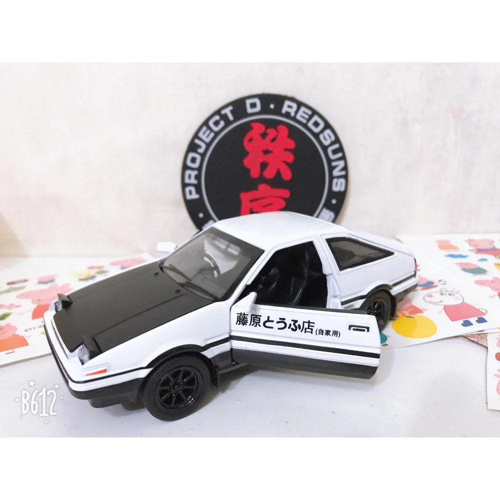 Initial D AE86 Alloy Metal Diecast Cars Model Inital Toy Car Vehicles RX7 Pull Back 1:28 Light For Children Boy Toys