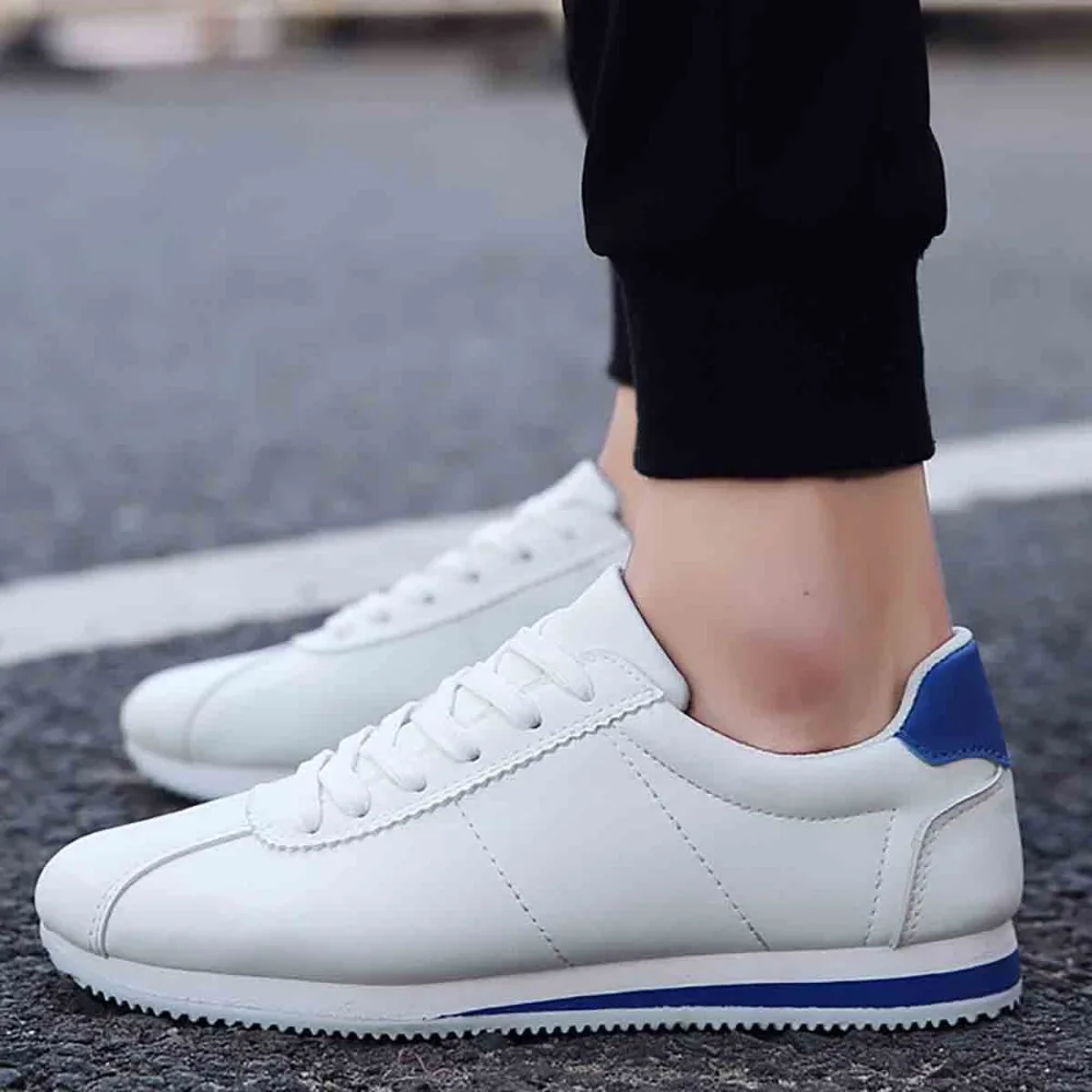 Men's Cute Simple Fresh Spring Men's White Shoes Korean Low-cut Canvas Shoes Men's Shoes Casual White Shoes Sports Board Shoes