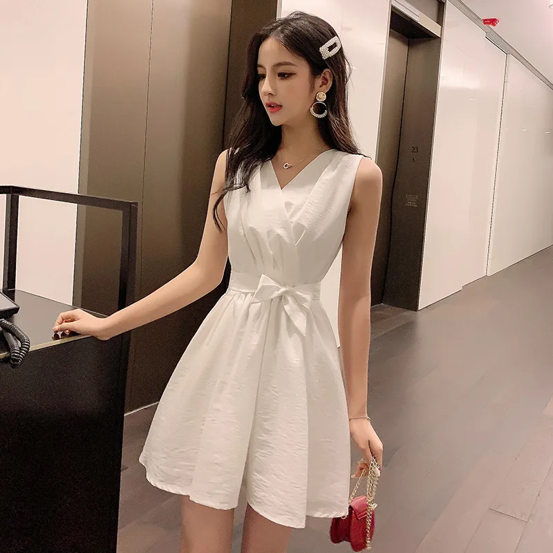 

Fashion Women Summer New Sophisticated Short Vest Ribbon Dress-Belt Can Be Tied To Shoulder Flowers 2019 V-Neck Dress Women