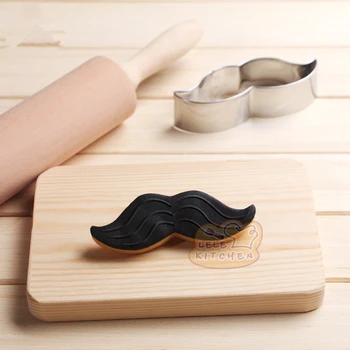

Moustache Cutting Violin Stainless Steel Cute Cutting Biscuit Mould Cake Moulds Fruit Sugar Mold Baking Tools H299