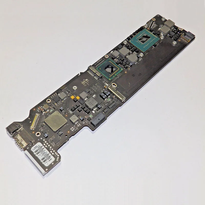 A1466 i5 1.8 4GB 820-3209-A 201201