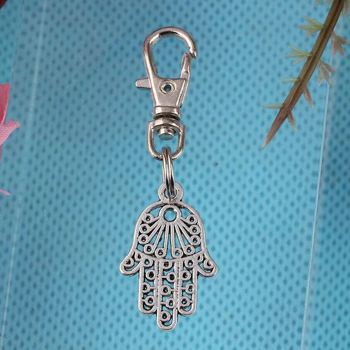 

Vintage Silver Hamsa Hand Key Chain For Keys Car Key Ring Souvenir Handbag Accessories Decoration Keychain Jewelry Hot P527