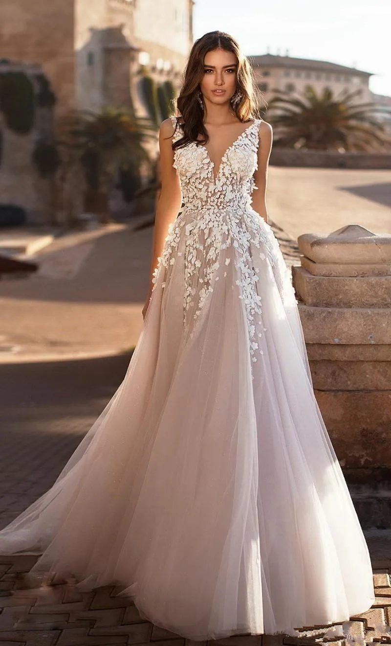 LORIE elegante cuello en V Плайя vestidos de novia sin respaldo 3D apliques florales de novia de encaje, vestidos de tul ve