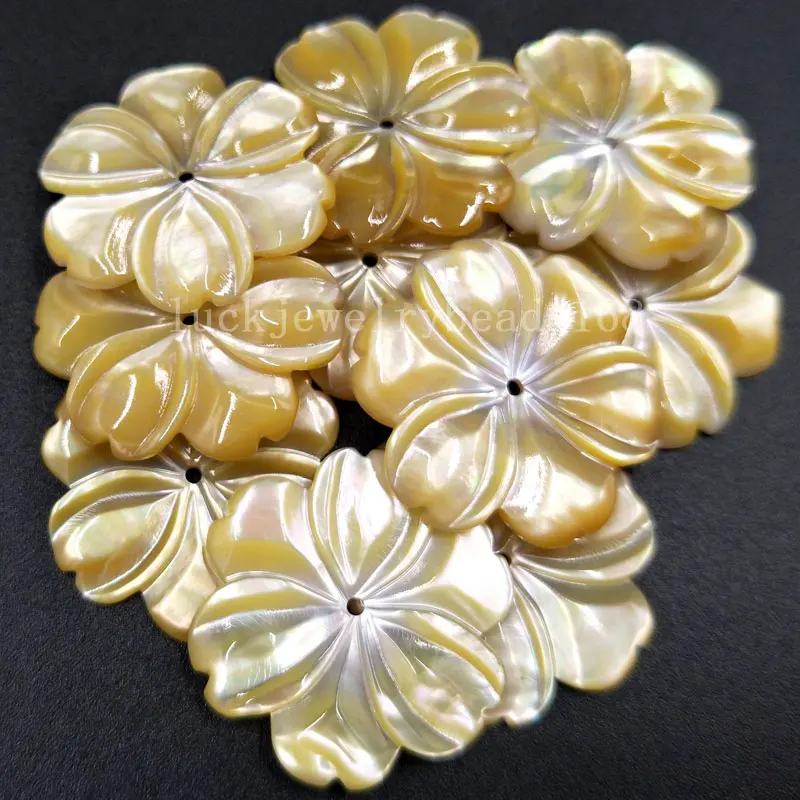 

10pcs Wholesale Free Shipping Fashion Jewelry 24mm Beautiful Black Mother of pearl Shell Art Flower wommen Pendant Bead MC4807