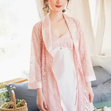Высокое качество пикантные Для женщин халат комплект домашней одежды домашние пижамы кружева Шелковый с длинным рукавом халат+ сорочка 7179