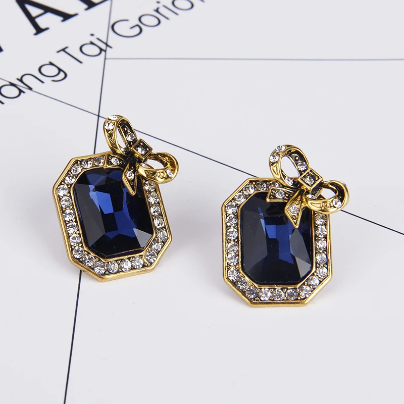 

LUBOV Royal Blue Crystal Stone Bowknot Design Stud Earrings Fashion Rhinestone Decoration Square Stud Earring Women Jewelry New