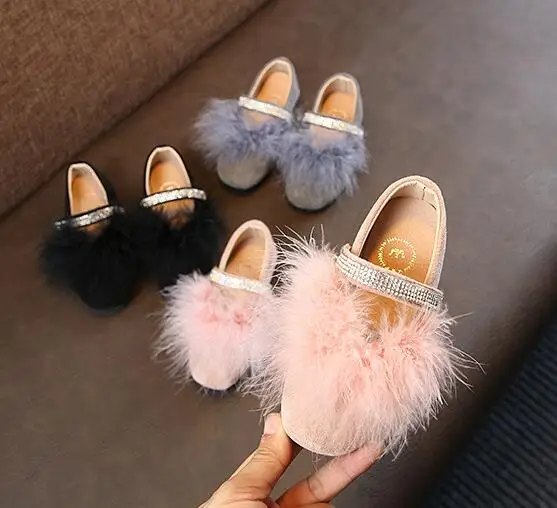 New Arrival Children Princess Shoes Girls With Pink Fur Leather Wedding Party Kids Dress 135 22 Cm Free Shipping huismerk kopen in de aanbieding