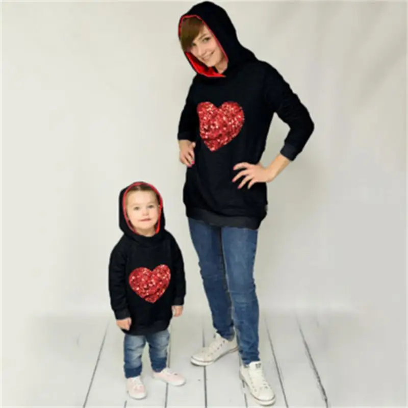 matching mom and daughter hoodies