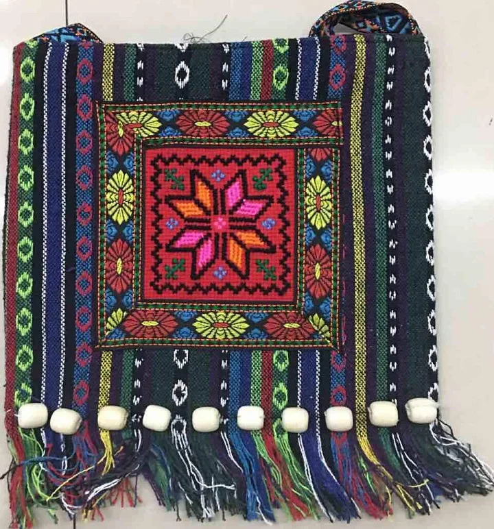 Hmong винтажная сумка с этническими мотивами в китайском национальном стиле с вышивкой в стиле бохо хиппи Сумка с кисточками монета гонца кошельки