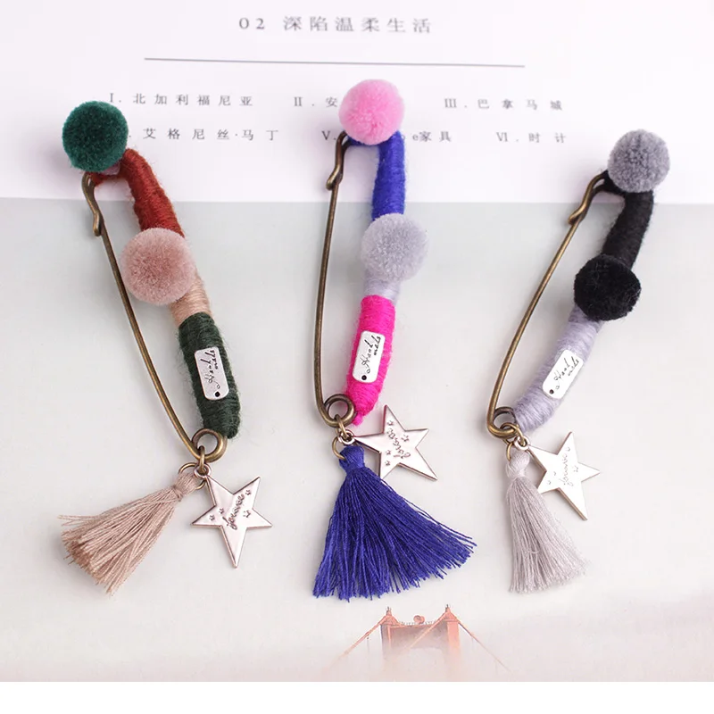 Cute Retro wool Brooch colorful brooch Tassel Ball pins clothing